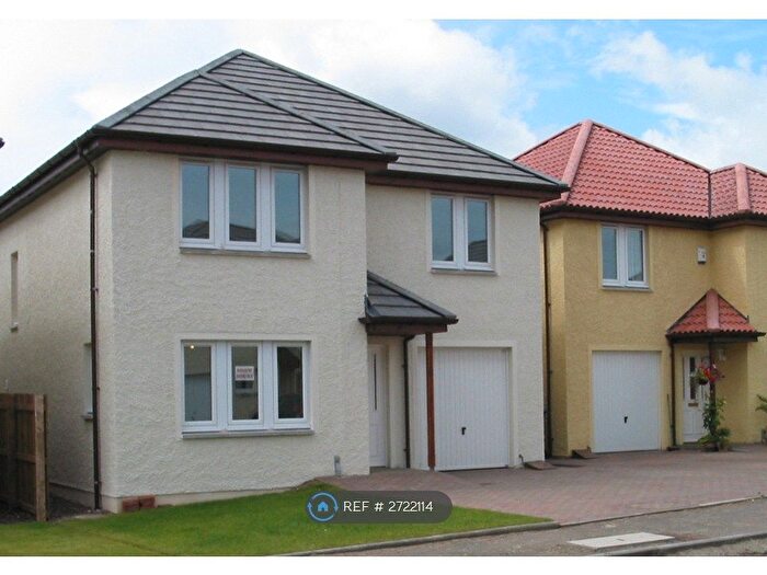 3 Bedroom Detached House To Rent In Cromarty Court, Livingston, EH54