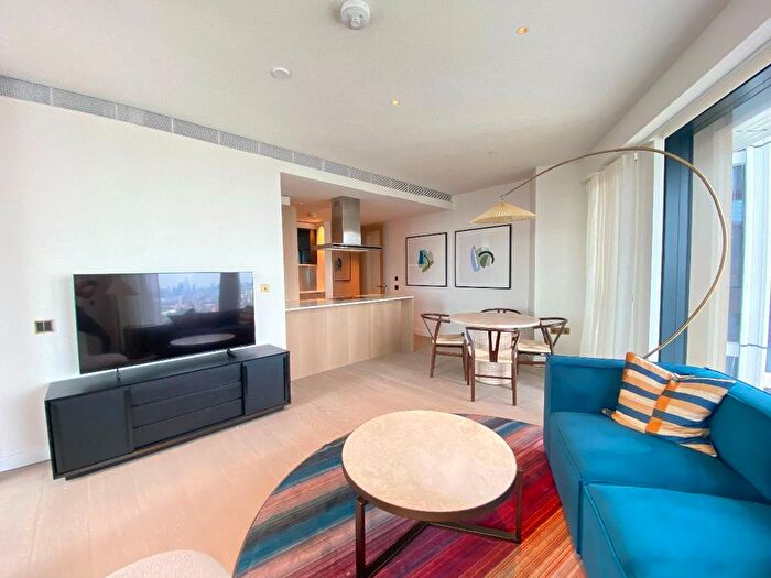 2 Bedroom Flat To Rent In Apartment, Nine Elms Lane, London, SW8