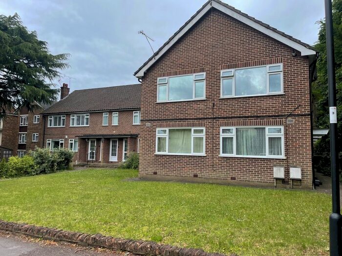 1 Bedroom Maisonette To Rent In Culloden Road, Enfield, EN2