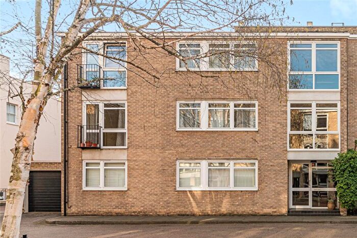 2 Bedroom Flat For Sale In Chester Close South, Regent's Park, London, NW1