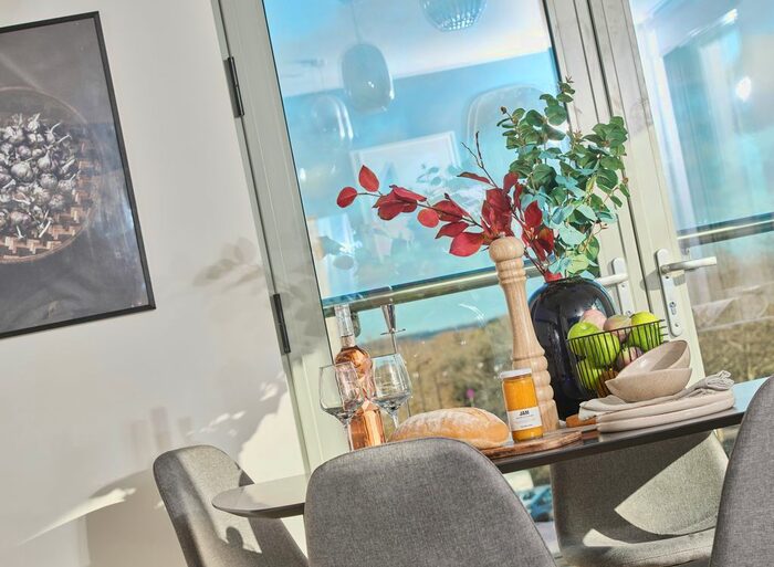 1 Bedroom Flat To Rent In Silbury Boulevard, Milton Keynes, MK9