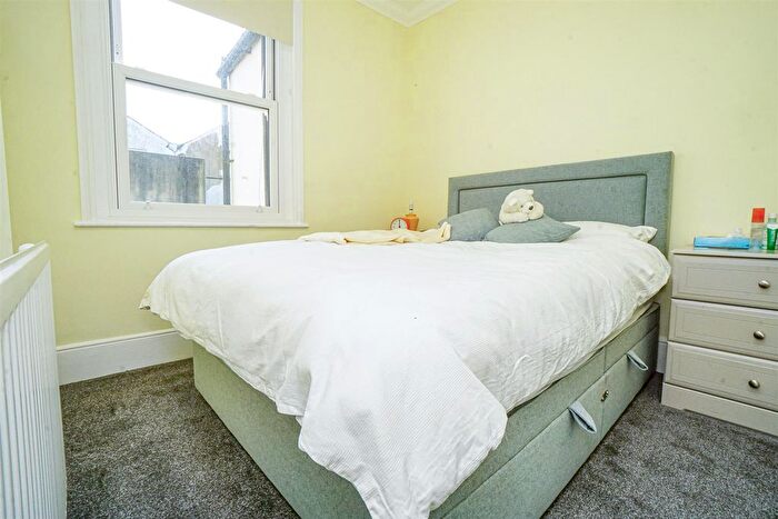 1 Bedroom Flat For Sale In Gensing Road, St. Leonards-On-Sea, TN38