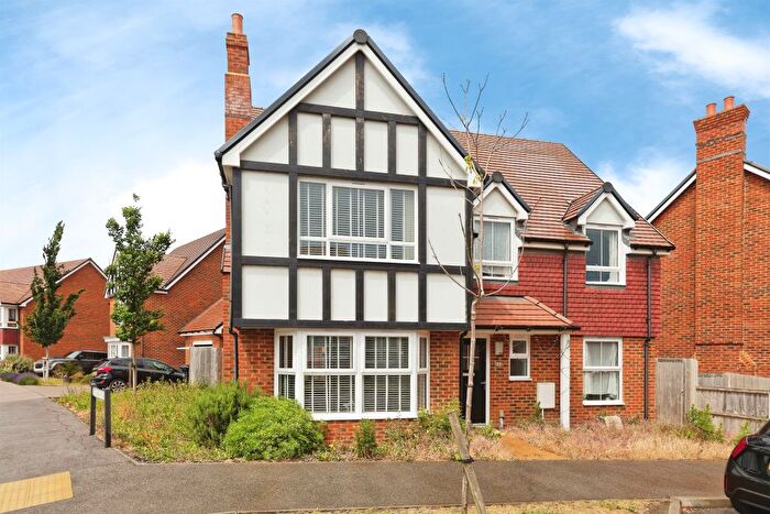 5 Bedroom Detached House For Sale In Elgar Avenue, Whitstable, CT5