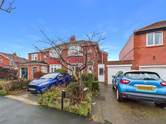 2 Bedroom Semi Detached House For Sale In Holm Green, West Monkseaton, NE25