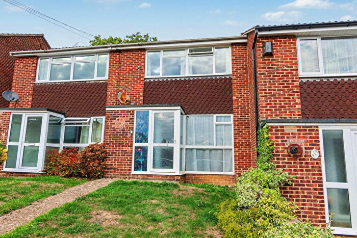 2 Bedroom Terraced House For Sale In Daimler Avenue, Banbury - No Onward Chain, OX16