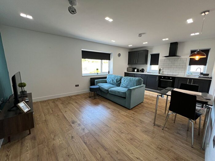 1 Bedroom Flat To Rent In Pontargothi, Nantgaredig, Carmarthenshire, SA32