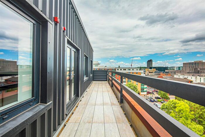 2 Bedroom Flat To Rent In Apt Qube, West Street, S1