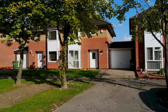 3 Bedroom House To Rent In St Stephens Drive, Bolbeck Park, Milton Keynes, MK15