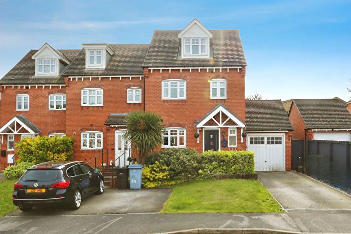 4 Bedroom Property For Sale In Bracken Way, Harworth, Doncaster, DN11