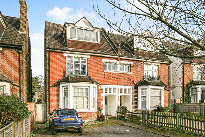 1 Bedroom Apartment To Rent In Sherwood Park Road, Sutton, SM1