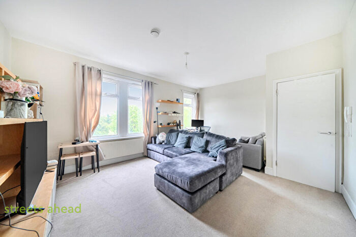 1 Bedroom Apartment For Sale In Sydenham Road, Croydon, CR0