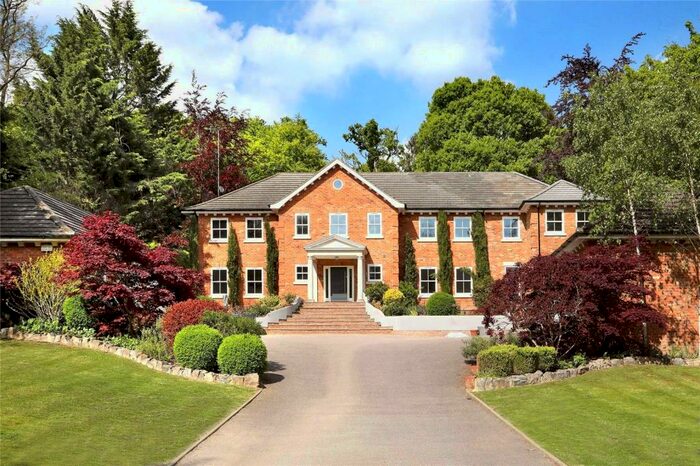 6 Bedroom Detached House To Rent In Long Bottom Lane, Seer Green, Bucks, HP9