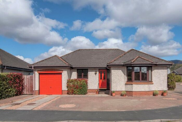 3 Bedroom Detached Bungalow For Sale In Tay Avenue, Comrie, PH6