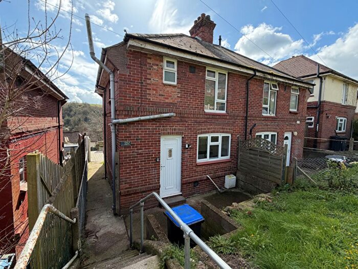 2 Bedroom End Of Terrace House To Rent In St. Radigunds Road, Dover, CT17