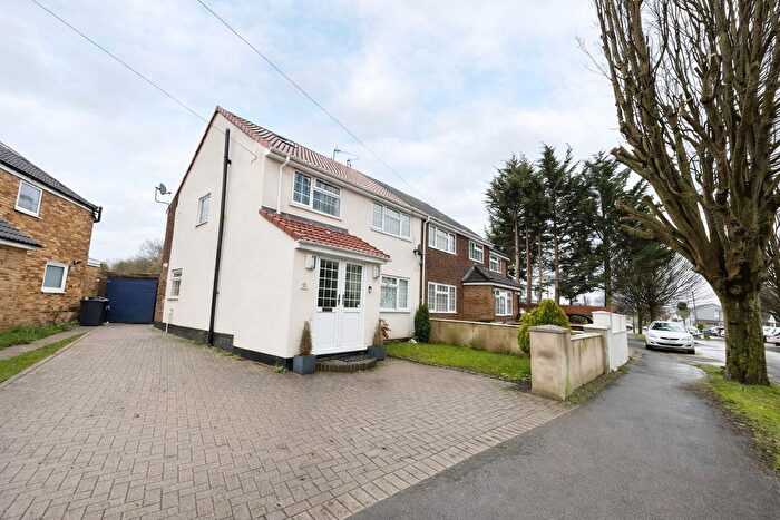 4 Bedroom Semi-detached House To Rent In Walton Drive, High Wycombe, HP13