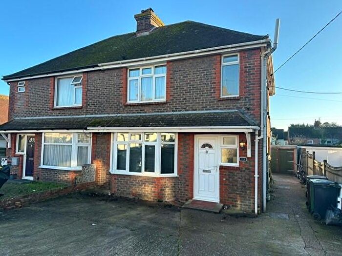 3 Bedroom End Of Terrace House To Rent In Victoria Road, Polegate, BN26
