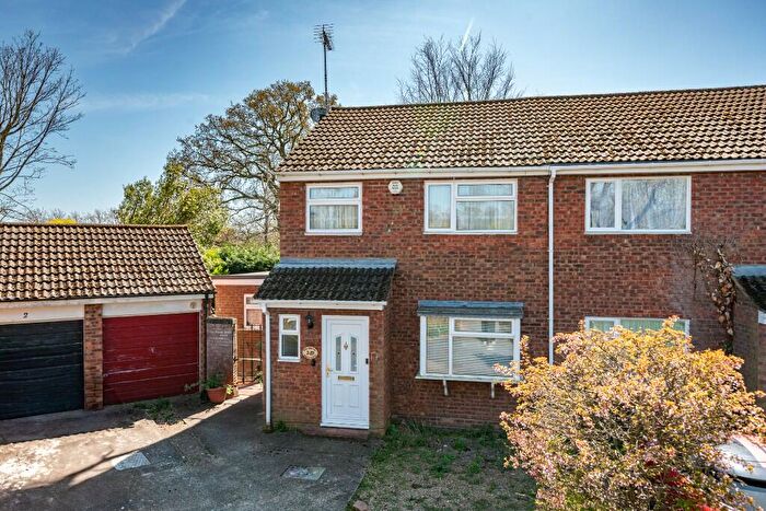 3 Bedroom Semi-Detached House For Sale In Hunting Gate, Hemel Hempstead, Hertfordshire, HP2