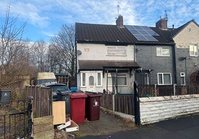 3 Bedroom Town House For Sale In Hayes Avenue, Prescot, Merseyside, L35