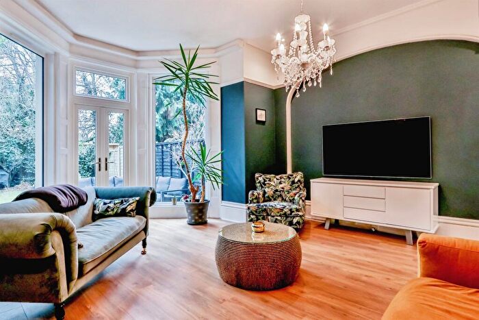 2 Bedroom Terraced House For Sale In Branksome Wood Road, Bournemouth, BH2