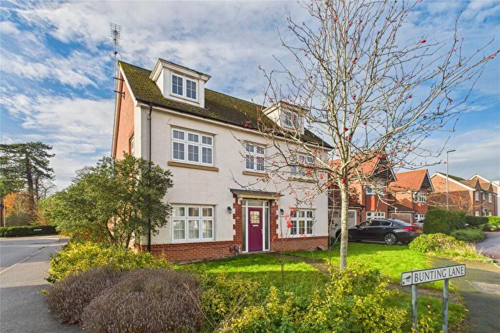 6 Bedroom Detached House For Sale In Bunting Lane, Bracknell, Berkshire, RG12