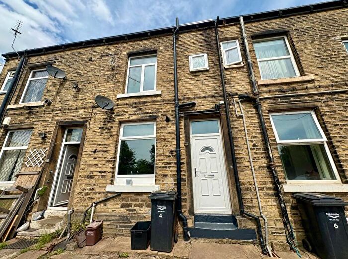 1 Bedroom Terraced House For Sale In Blackburn Buildings, Wakefield Road, Brighouse, HD6