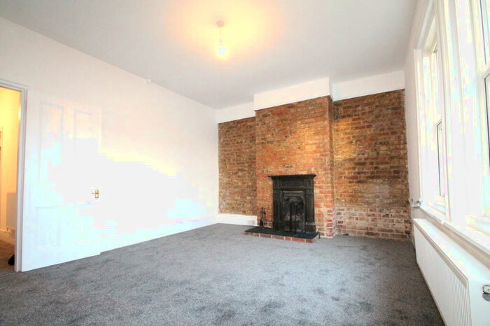 1 Bedroom Apartment To Rent In Northcourt Road, BN14