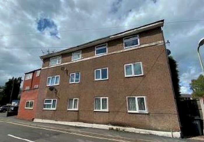 2 Bedroom Flat For Sale In Flat Grove House, High Street, Wem, Shrewsbury, Shropshire, SY4