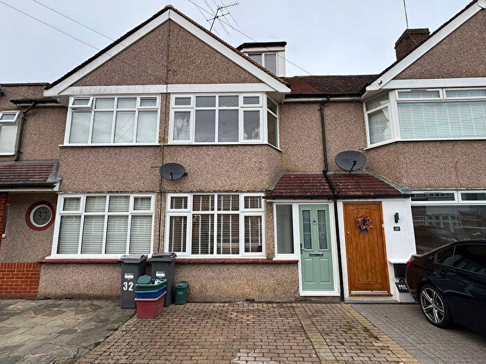2 Bedroom Terraced House To Rent In Fernside Avenue, Feltham, TW13