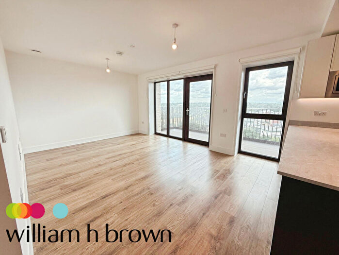 2 Bedroom Flat To Rent In Burnt Mill, Harlow, CM20
