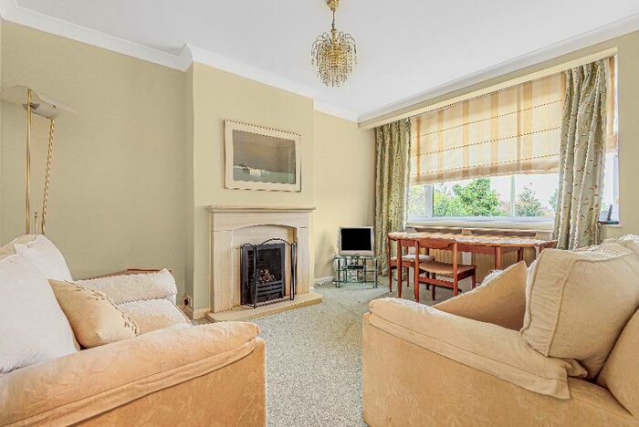 2 Bedroom Flat To Rent In Copse Lane, Marston, Oxford, OX3