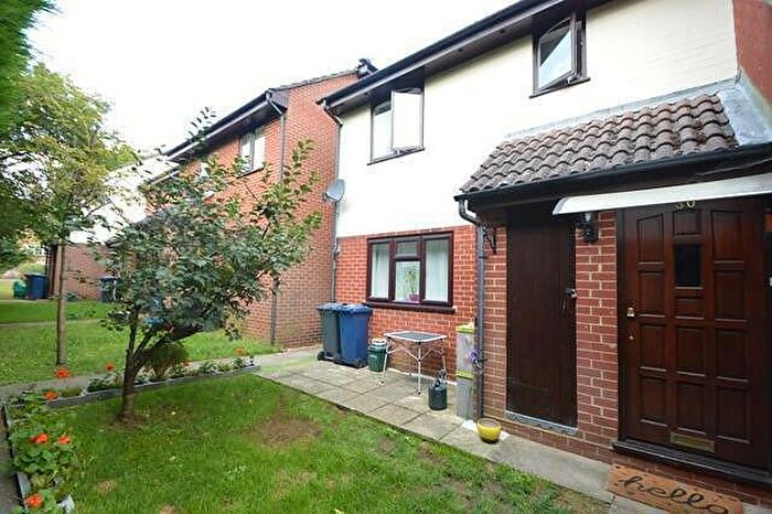 1 Bedroom Apartment To Rent In Bedroom Property In Milford, GU8