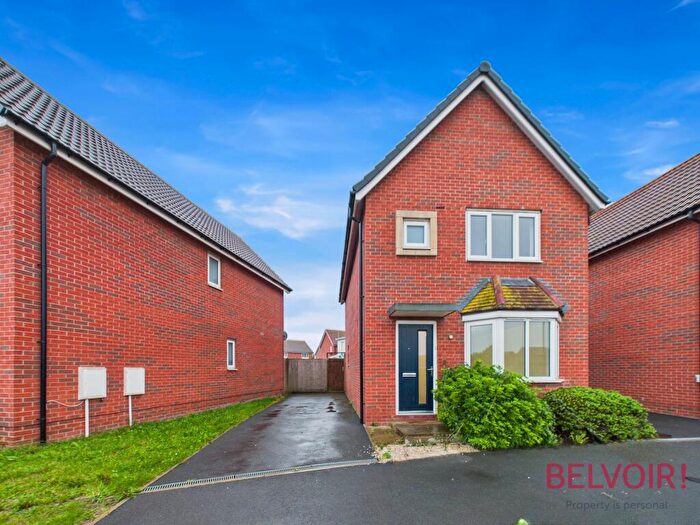 3 Bedroom Detached House To Rent In Orchid Grove, Shirebrook, NG20