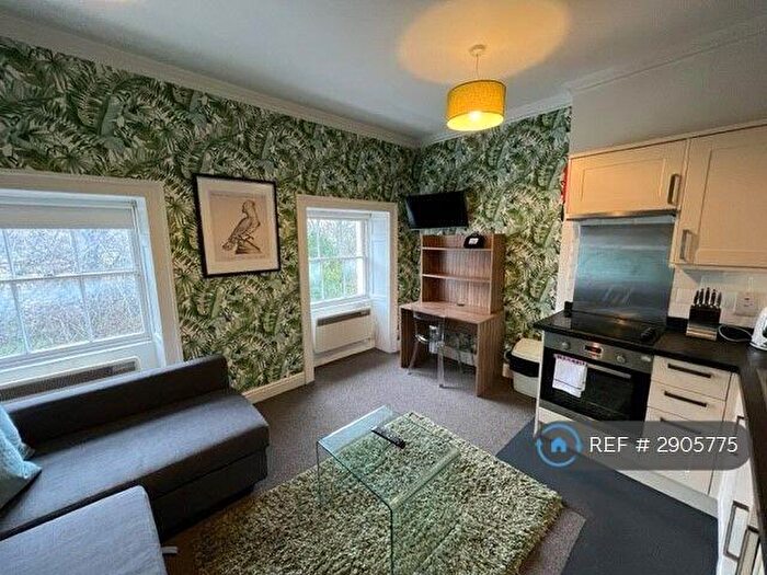 1 Bedroom Flat To Rent In Berkeley Square, Bristol, BS8