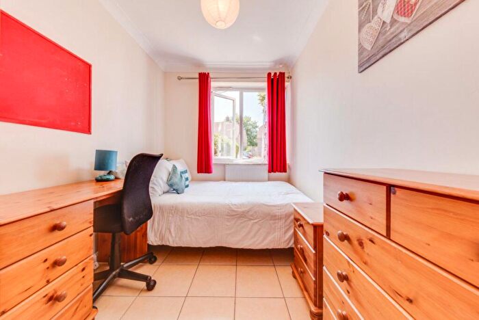 1 Bedroom House To Rent In Warwick Road, Canterbury, CT1