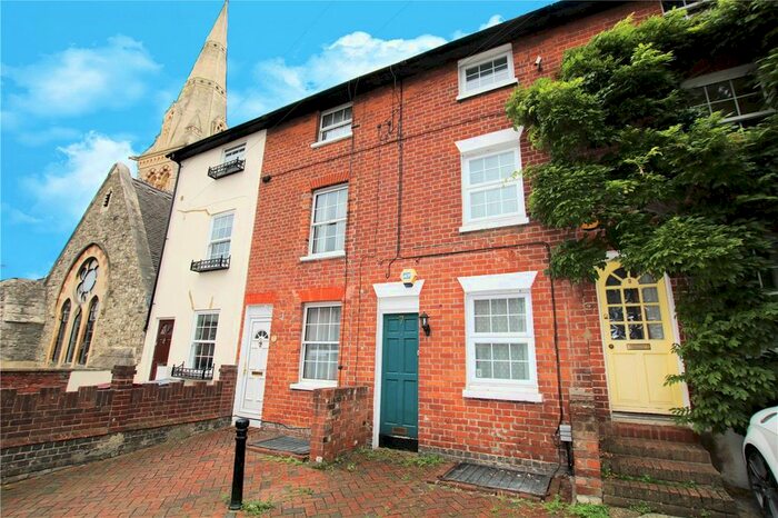 3 Bedroom Terraced House To Rent In St. Johns Road, Reading, Berkshire, RG1