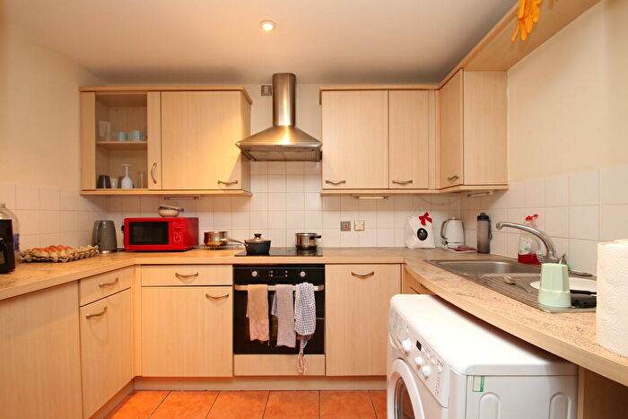 2 Bedroom Apartment To Rent In Ropewalk Court, Upper College Street, NG1