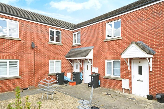 1 Bedroom Apartment To Rent In Whitney Street, Swindon, SN1