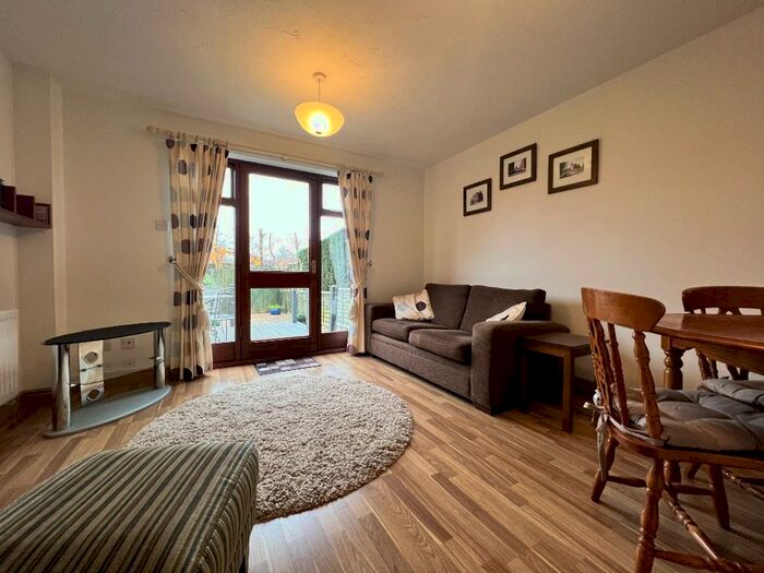 2 Bedroom Terraced House To Rent In New Street, Stratford-Upon-Avon, Warwickshire, CV37