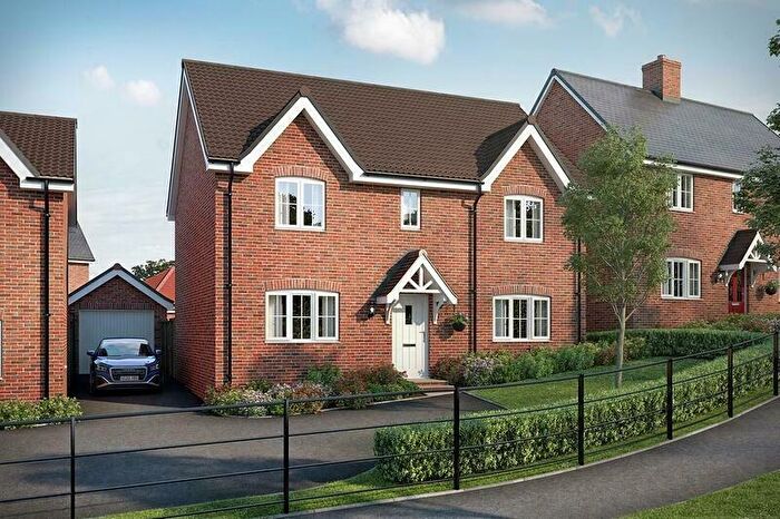 4 Bedroom Detached House For Sale In Rawreth Lane, Rayleigh, Essex, SS6