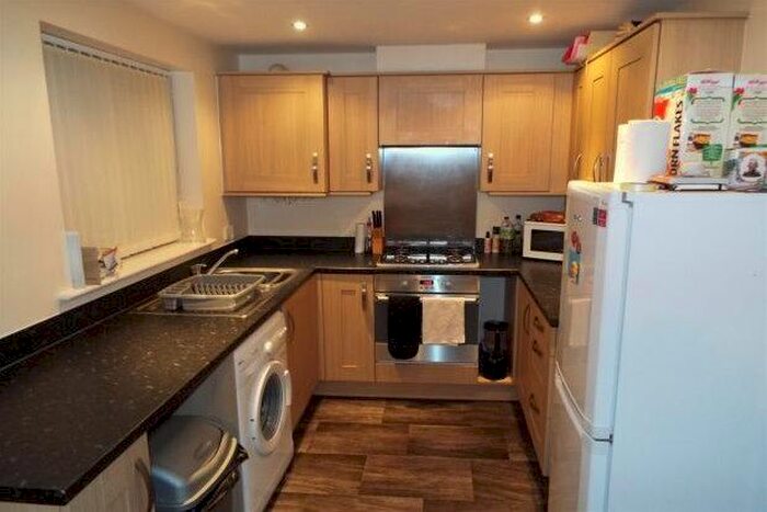 3 Bedroom Detached House To Rent In Brent Close, Newcastle, ST5