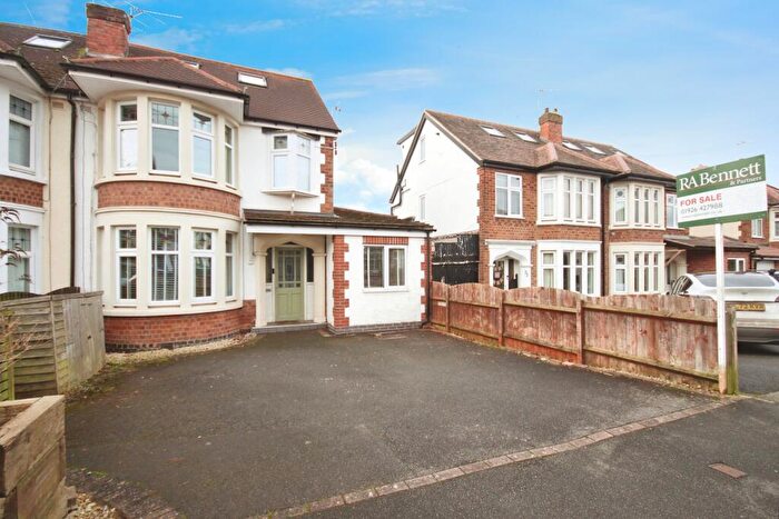 4 Bedroom Semi-Detached House For Sale In Keith Road, Leamington Spa, Warwickshire, CV32