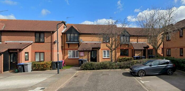 2 Bedroom House To Rent In Shepherds Walk, London, NW2