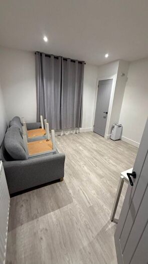 2 Bedroom Flat To Rent In Jute Street, City Centre, Aberdeen, AB24