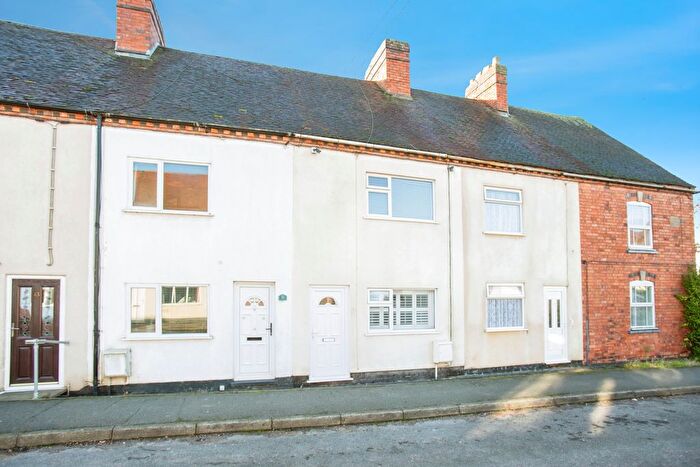 3 Bedroom Terraced House For Sale In Johnson Street, Wood End, CV9