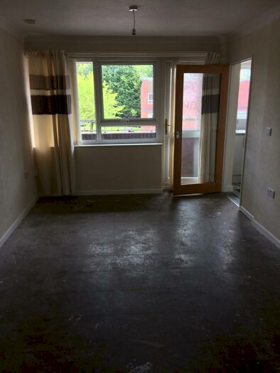 2 Bedroom Flat To Rent In Birch House, Lilac Drive, CW8