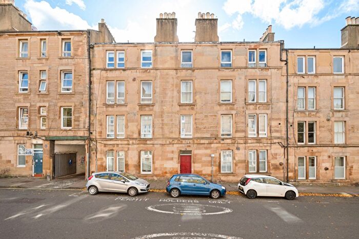 2 Bedroom Flat For Sale In / Albert Street, Leith, Edinburgh, EH7