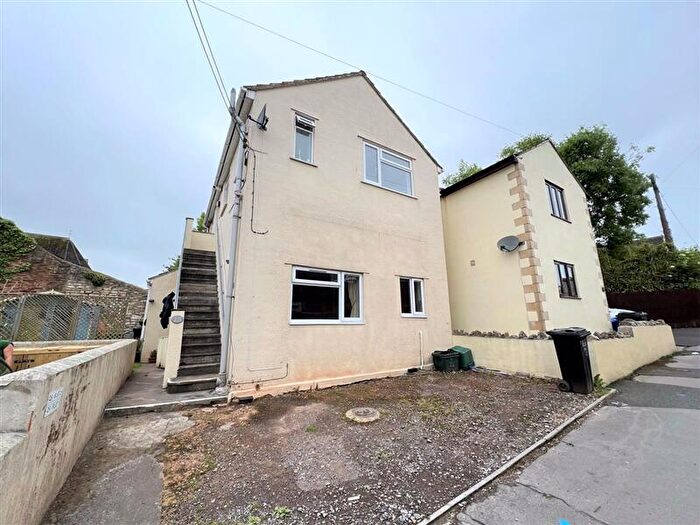 2 Bedroom Flat To Rent In High Street, Midsomer Norton, BA3