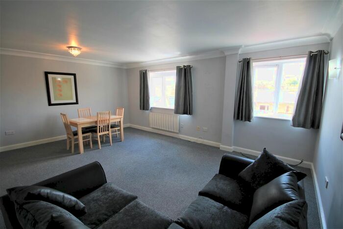 2 Bedroom Flat To Rent In Rosiers Court, St Dunstans Street, Canterbury, CT2