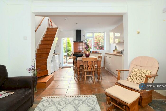 3 Bedroom Terraced House To Rent In Hendon Street, Brighton, BN2