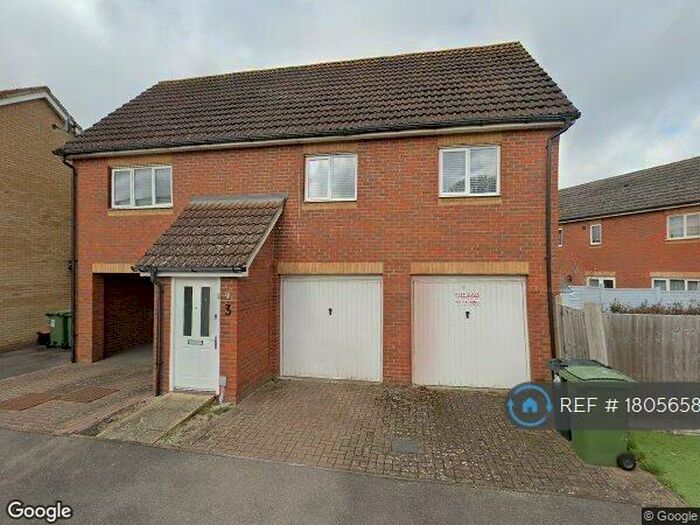 2 Bedroom Flat To Rent In Penfold Gardens, Boughton Monchelsea, ME17